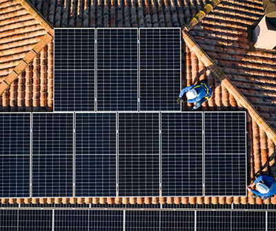 公寓大廈也可以安裝太陽光電發電設備嗎？若要設置太陽光電發電設備，請問在建築方面有什麼要求嗎？